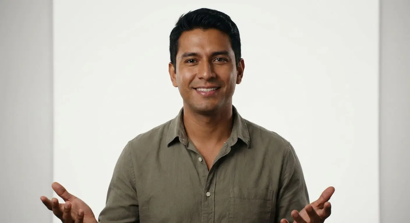 Retrato del experto colombiano Juan Pérez asesor de Wplay Casino